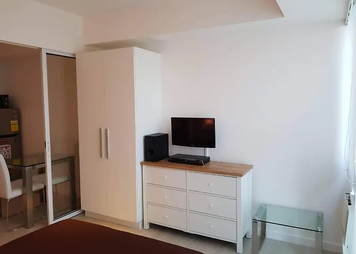 Aparthotel Positano Tower Azure Urban Residences Manila